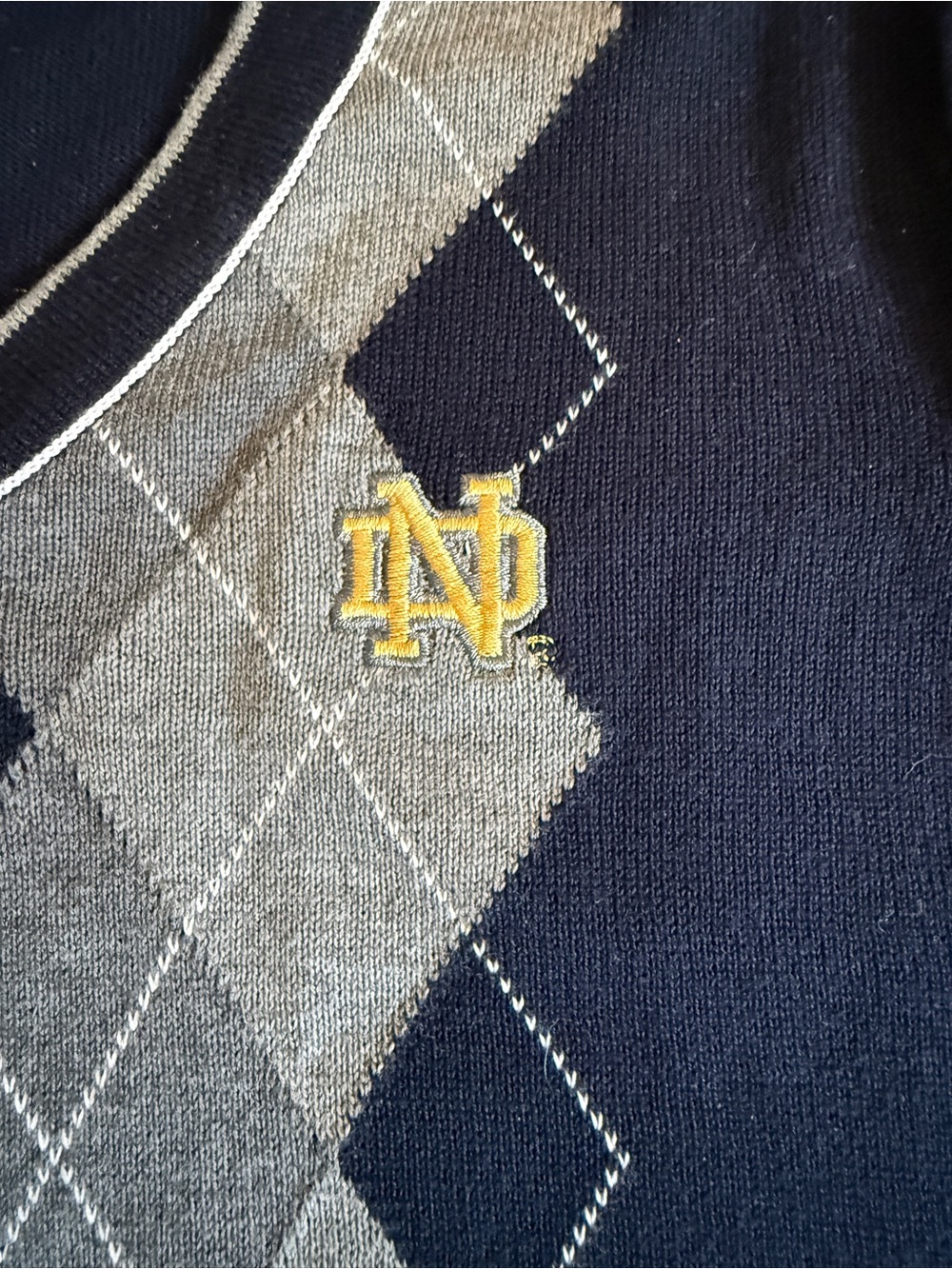 ☘️ University of Notre Dame Fighting Irish 100% Cotton Argyle Sweater Small - Picture 4 of 10